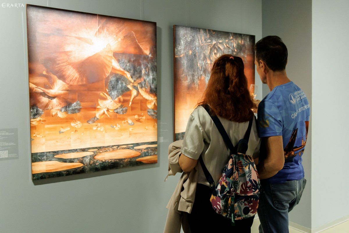 Photo Report: Private Views of Evgeniy Kravtsov’s and Ksenia Vlasova’s Exhibitions
