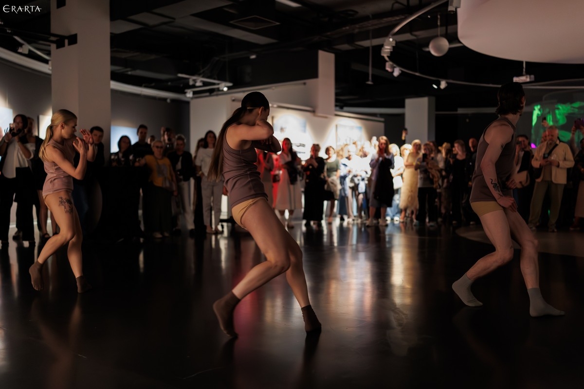 Photo Report: Private Preview of Rob Woodcox’s Exhibition