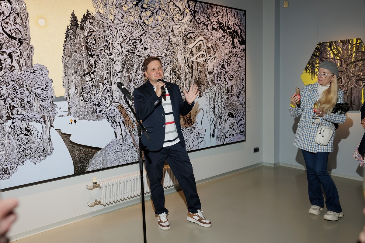 Photo Report: Private Views of Hwang Seontae’s and Maxim Morgunov’s Exhibitions