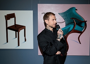 Photo Report: Private Previews of Ilya Brezinski’s and Dima ПЖ’s Exhibitions